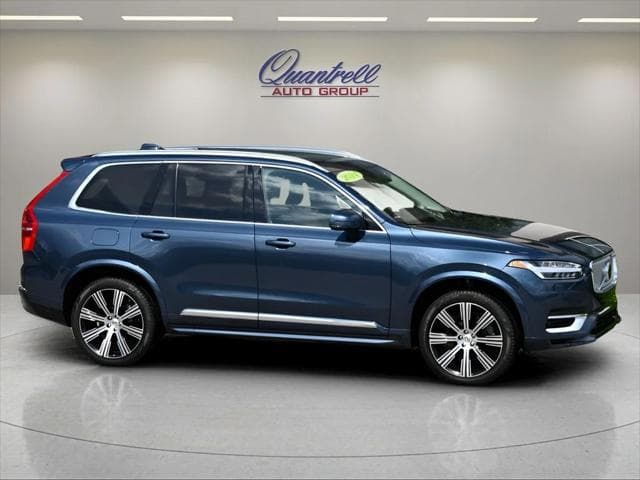 2024 Volvo XC90 Recharge Plug-In Hybrid SUV in Denim Blue Metallic - Image 3