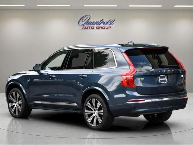 2024 Volvo XC90 Recharge Plug-In Hybrid SUV in Denim Blue Metallic thumbnail 6