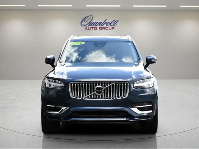 2024 Volvo XC90 Recharge Plug-In Hybrid SUV in Denim Blue Metallic thumbnail 9