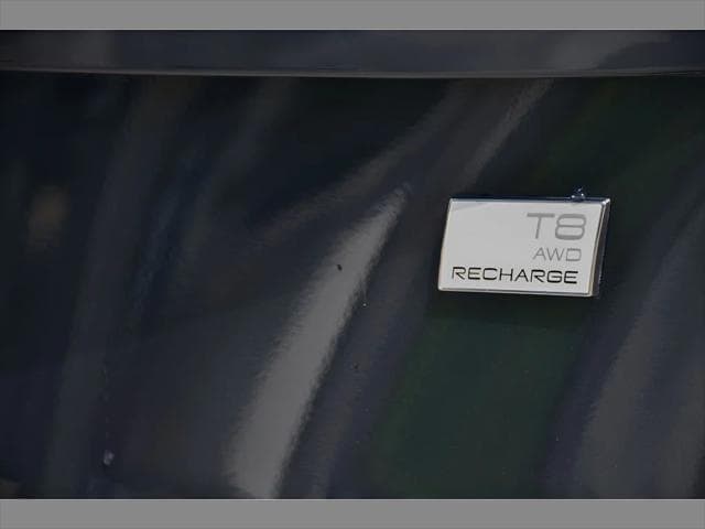 2024 Volvo XC90 Recharge Plug-In Hybrid SUV in Denim Blue Metallic thumbnail 29