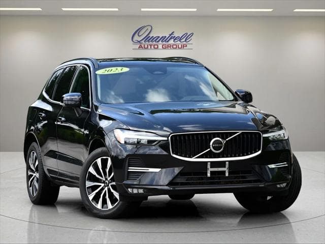 2023 Volvo XC60 in Onyx Black Metallic