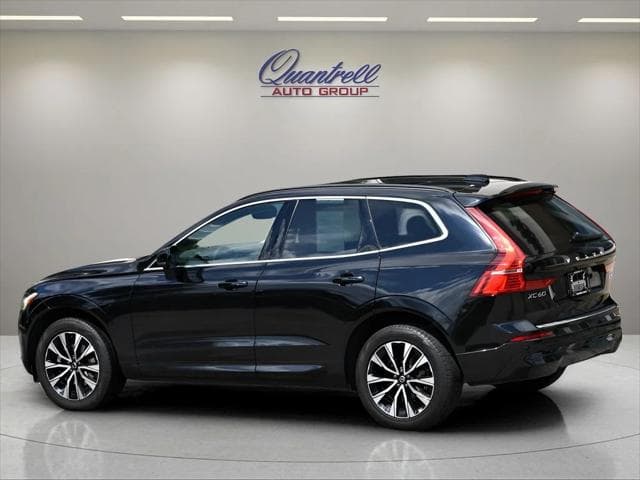 2023 Volvo XC60 SUV in Onyx Black Metallic thumbnail 7
