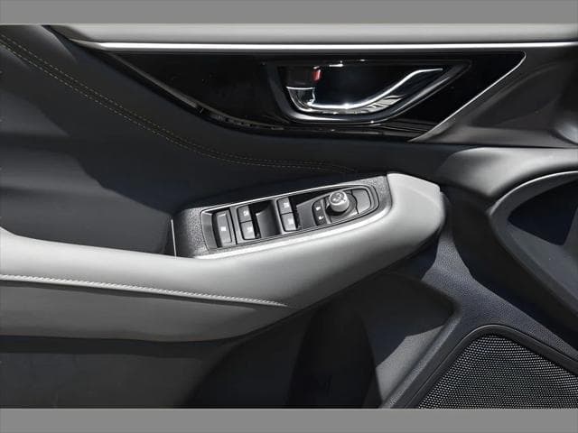 2025 Subaru Outback SUV in Autumn Green Metallic thumbnail 27