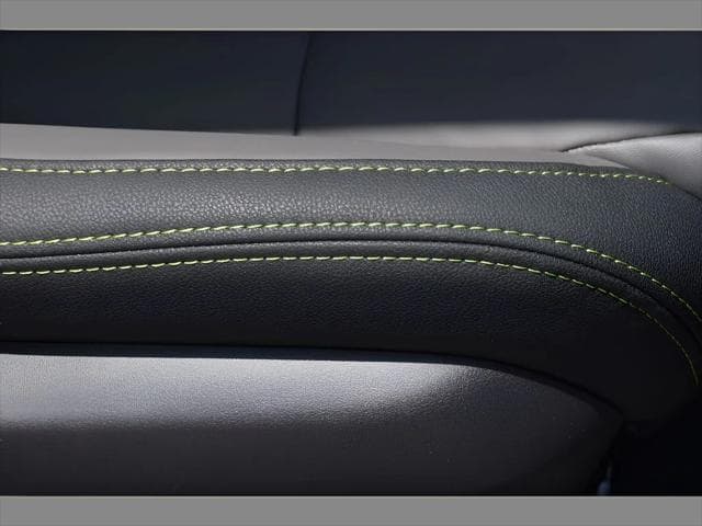 2025 Subaru Outback SUV in Autumn Green Metallic thumbnail 32