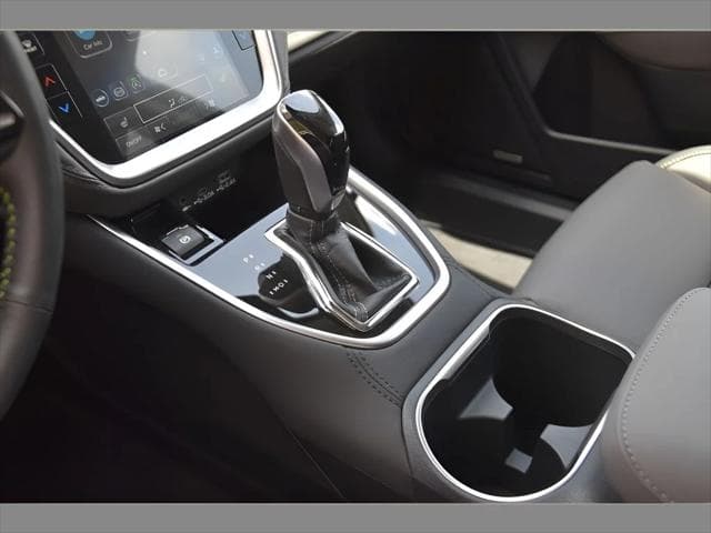 2025 Subaru Outback SUV in Autumn Green Metallic thumbnail 36