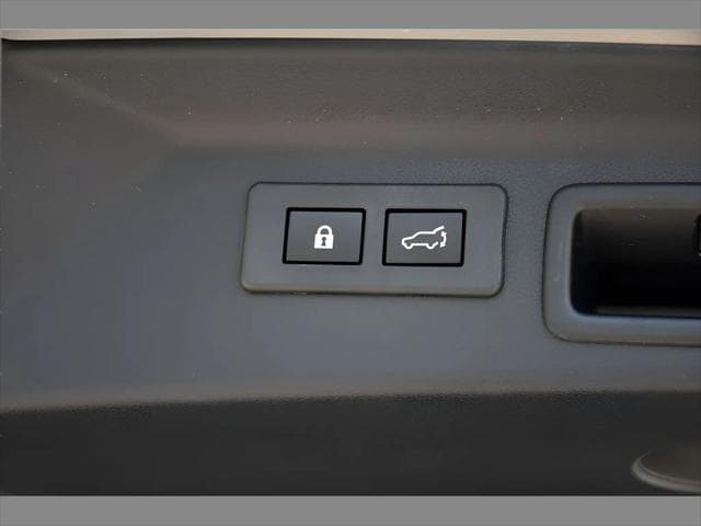 2026 Subaru Forester SUV in Gray thumbnail 25