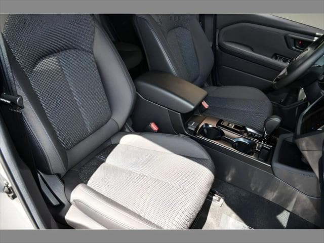 2026 Subaru Forester SUV in Gray thumbnail 30