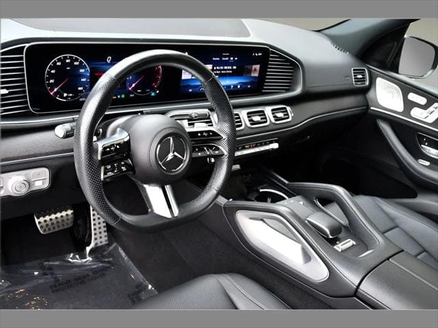 2024 Mercedes-Benz GLS 450 SUV in Gray thumbnail 13