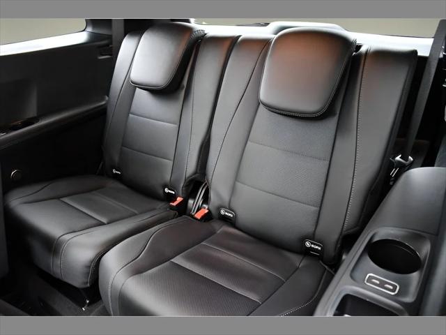 2024 Mercedes-Benz GLS 450 SUV in Gray thumbnail 17