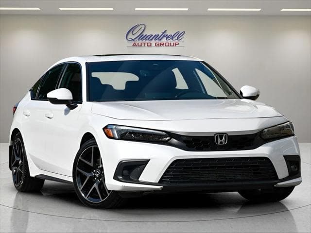 2022 Honda Civic Hatchback in Platinum White Pearl