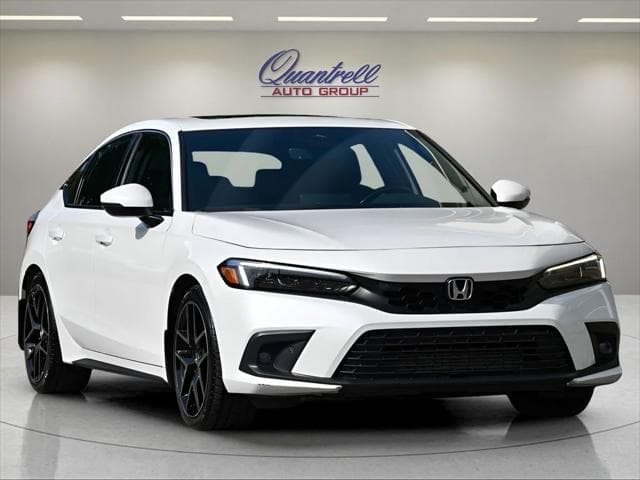 2022 Honda Civic Hatchback Hatchback in Platinum White Pearl - Image 2