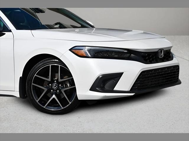 2022 Honda Civic Hatchback Hatchback in Platinum White Pearl thumbnail 10