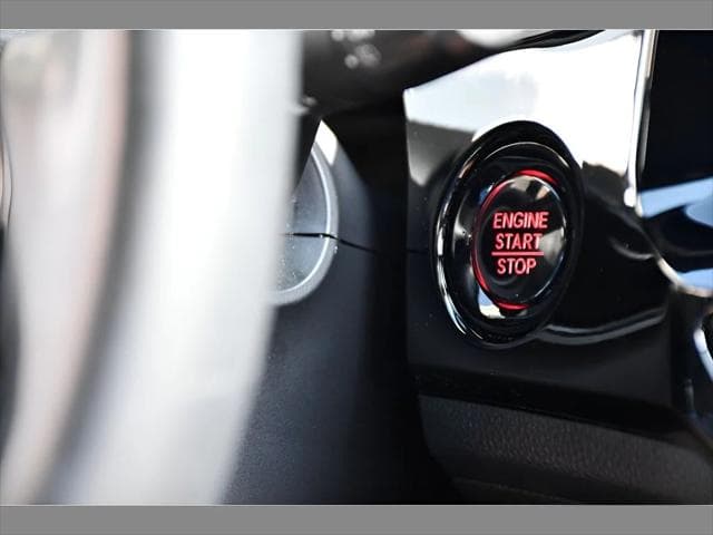 2022 Honda Civic Hatchback Hatchback in Platinum White Pearl thumbnail 35