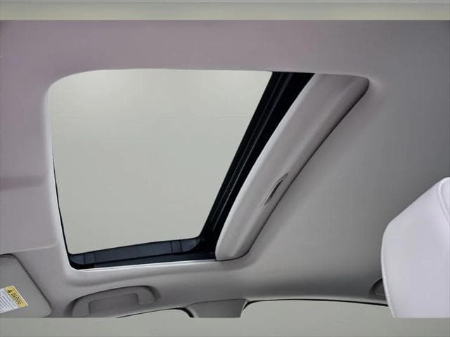 2022 Honda Insight Sedan in Modern Steel Metallic thumbnail 15