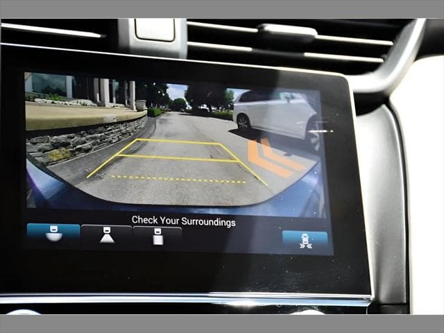2022 Honda Insight Sedan in Modern Steel Metallic thumbnail 23