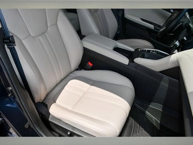 2022 Honda Insight Sedan in Modern Steel Metallic thumbnail 30