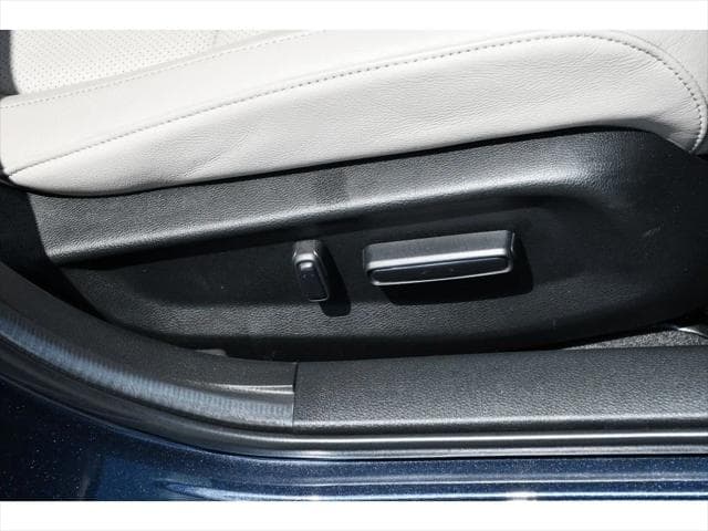 2022 Honda Insight Sedan in Modern Steel Metallic thumbnail 31