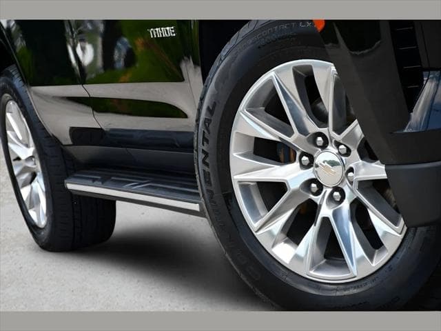 2023 Chevrolet Tahoe SUV in Black thumbnail 10