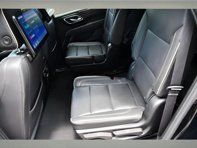 2023 Chevrolet Tahoe SUV in Black thumbnail 15