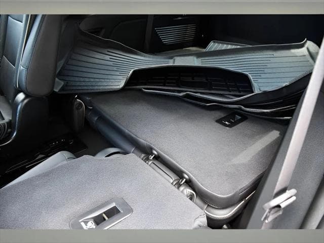 2023 Chevrolet Tahoe SUV in Black thumbnail 17