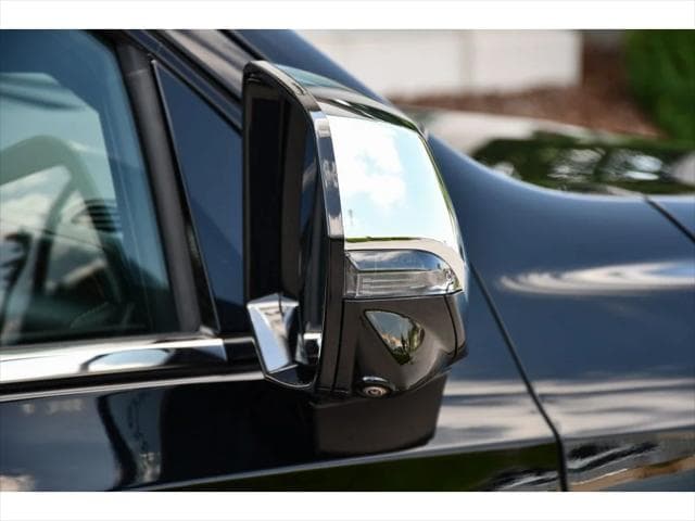 2023 Chevrolet Tahoe SUV in Black thumbnail 30