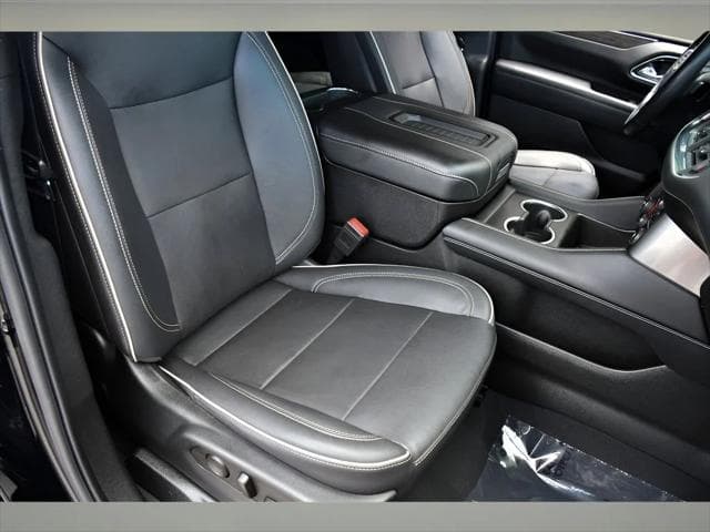 2023 Chevrolet Tahoe SUV in Black thumbnail 31