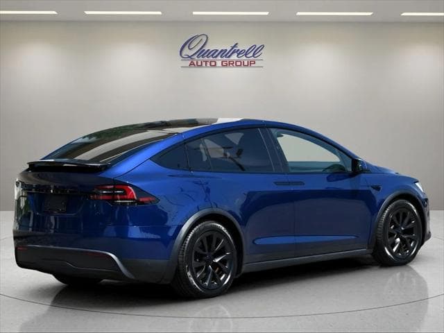 2023 Tesla Model X SUV in Deep Blue Metallic thumbnail 4