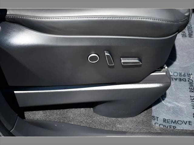 2023 Tesla Model X SUV in Deep Blue Metallic thumbnail 18