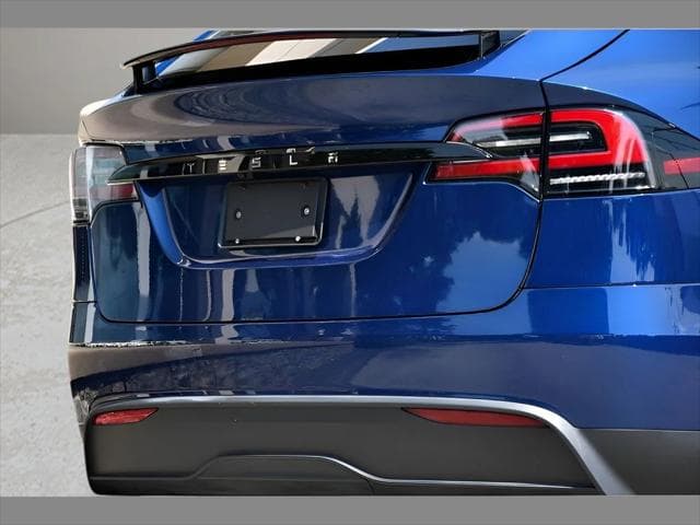 2023 Tesla Model X SUV in Deep Blue Metallic thumbnail 29
