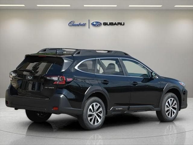 2025 Subaru Outback SUV in Crystal Black Silica thumbnail 4