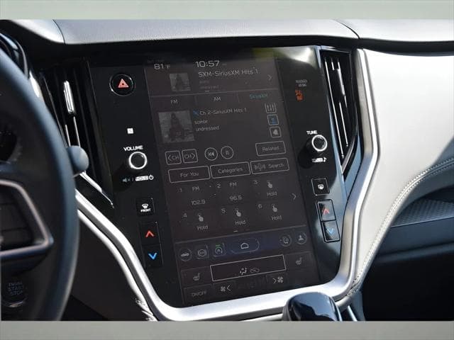 2025 Subaru Outback SUV in Crystal Black Silica thumbnail 17
