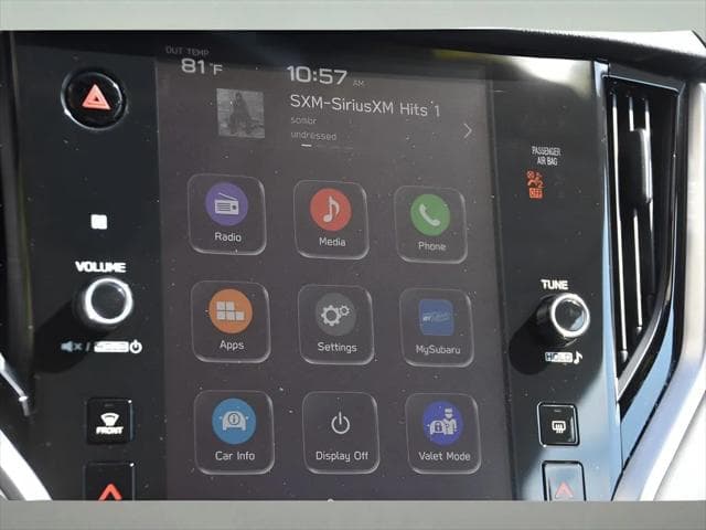 2025 Subaru Outback SUV in Crystal Black Silica thumbnail 18