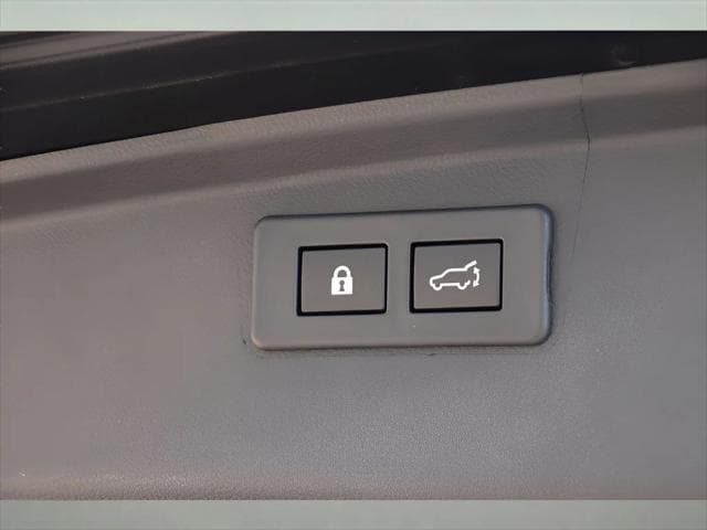 2025 Subaru Outback SUV in Crystal Black Silica thumbnail 21