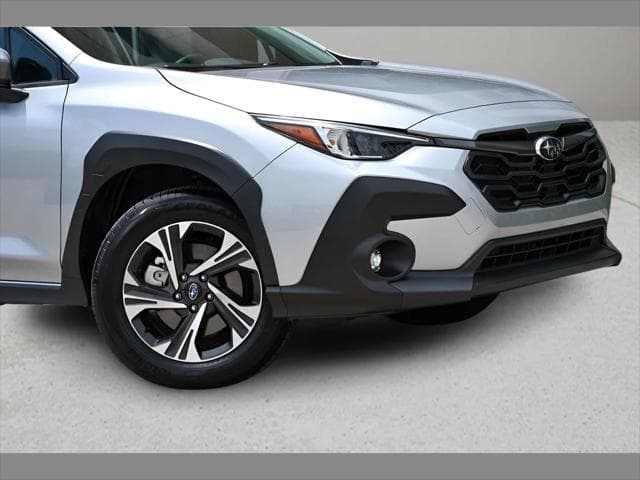 2026 Subaru Crosstrek SUV in Ice Silver Metallic thumbnail 10