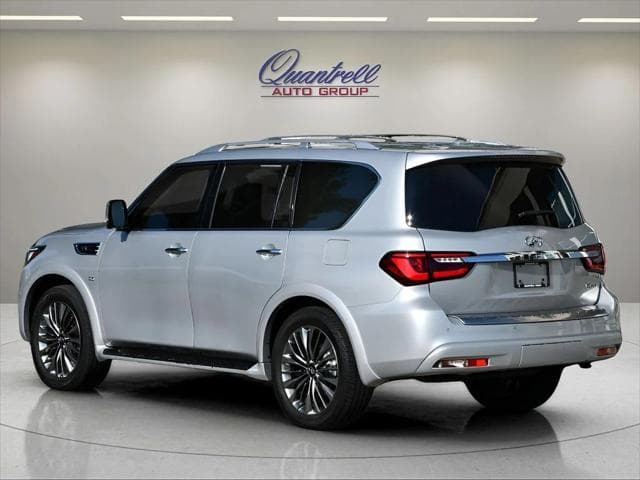 2019 INFINITI QX80 SUV in Liquid Platinum thumbnail 6