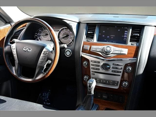 2019 INFINITI QX80 SUV in Liquid Platinum thumbnail 19