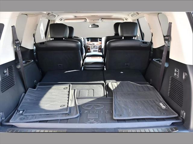 2019 INFINITI QX80 SUV in Liquid Platinum thumbnail 24