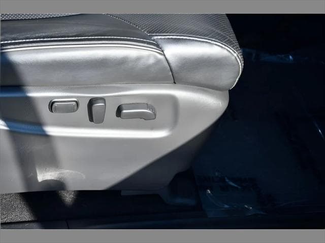 2019 INFINITI QX80 SUV in Liquid Platinum thumbnail 31