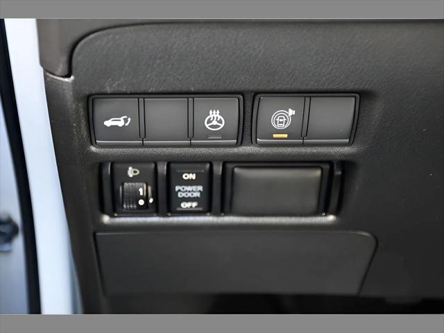 2019 INFINITI QX80 SUV in Liquid Platinum thumbnail 34