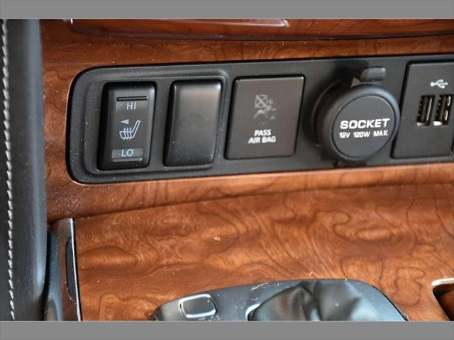 2019 INFINITI QX80 SUV in Liquid Platinum thumbnail 37