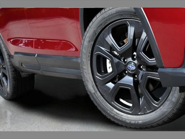 2023 Subaru Ascent SUV in Crystal White Pearl thumbnail 11