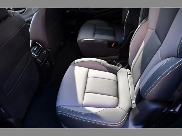 2023 Subaru Ascent SUV in Crystal White Pearl thumbnail 16