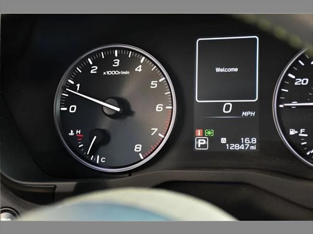 2023 Subaru Ascent SUV in Crystal White Pearl thumbnail 20