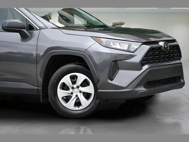 2021 Toyota RAV4 SUV in Magnetic Gray Metallic thumbnail 10