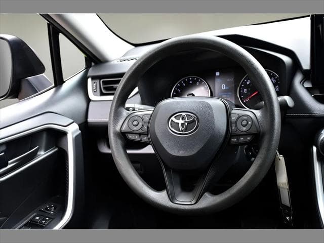 2021 Toyota RAV4 SUV in Magnetic Gray Metallic thumbnail 16