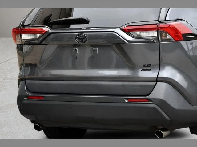 2021 Toyota RAV4 SUV in Magnetic Gray Metallic thumbnail 28
