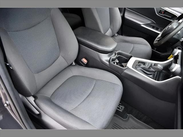 2021 Toyota RAV4 SUV in Magnetic Gray Metallic thumbnail 29