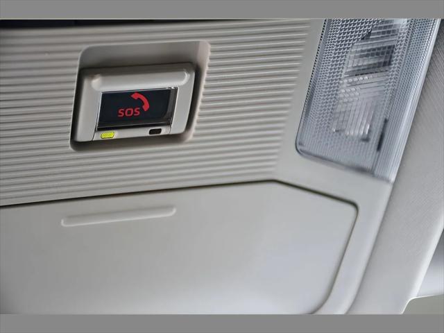 2021 Toyota RAV4 SUV in Magnetic Gray Metallic - Image 34