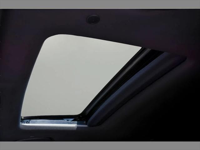 2024 Honda CR-V Hybrid SUV in Crystal Black Pearl thumbnail 15