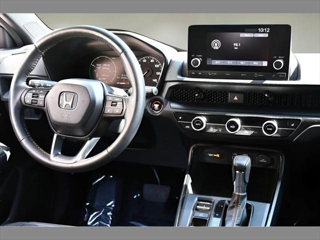 2024 Honda CR-V Hybrid SUV in Crystal Black Pearl thumbnail 18